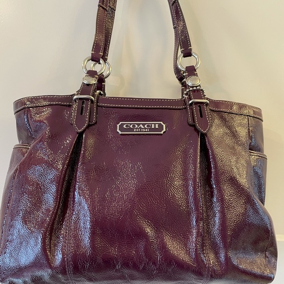 Coach Patent Plum Purple Bucket Handbag - Picture 1 of 11